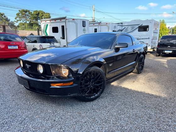 FORD MUSTANG 4.6 GT PREMIUM COUPÉ V8 24V GASOLINA 2P MANUAL